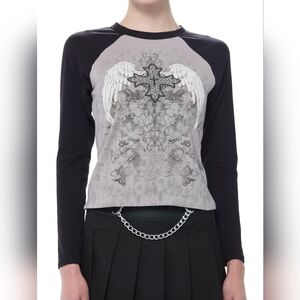 Social Collision Winged Cross Raglan Long Sleeve Tee Medium Gray & Black Y2K